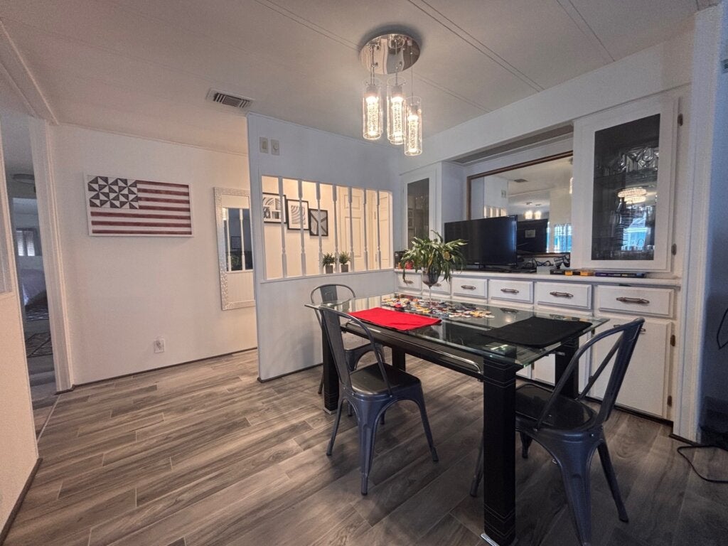 5457 Stonehaven Lane