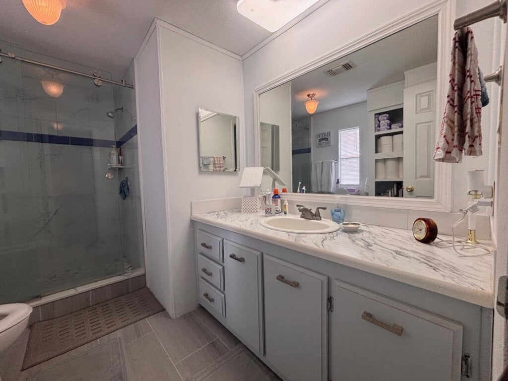 5457 Stonehaven Lane