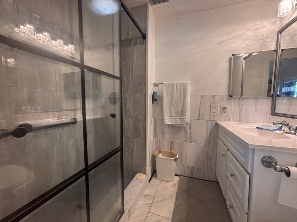 5457 Stonehaven Lane