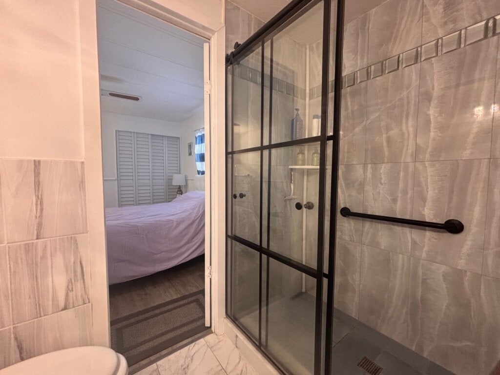 5457 Stonehaven Lane