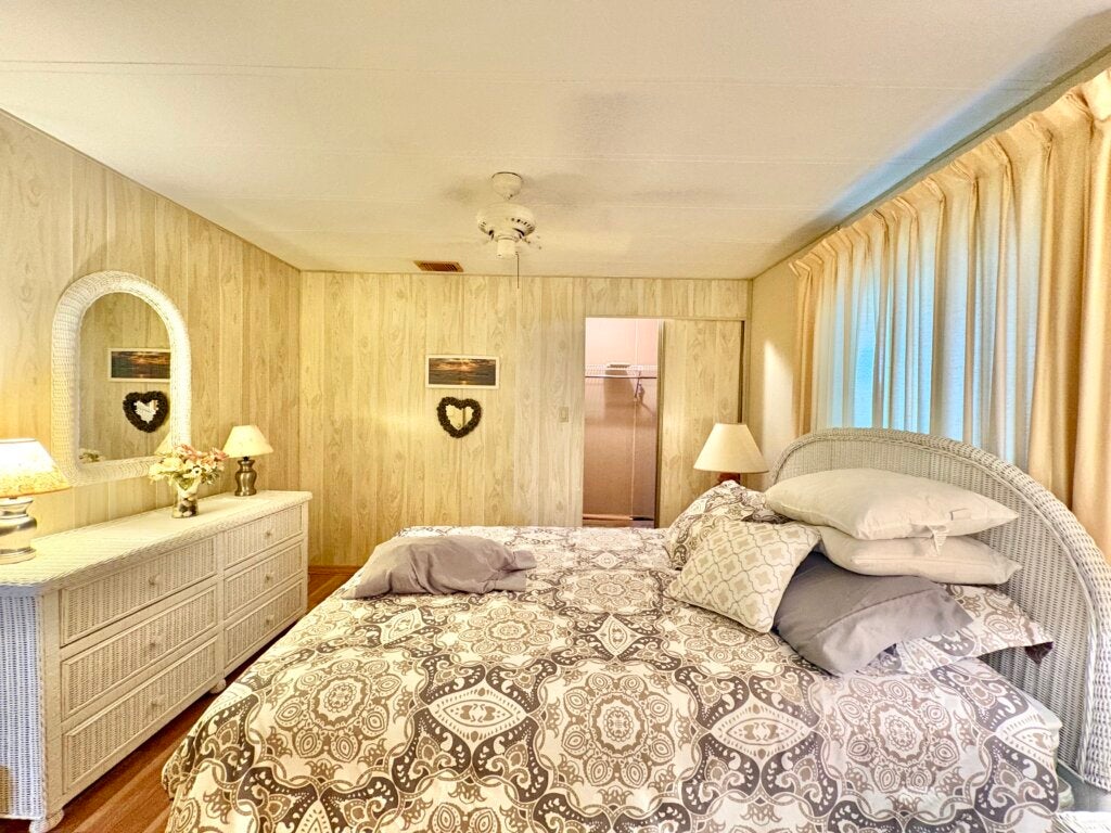 5498 Yarmouth Lane