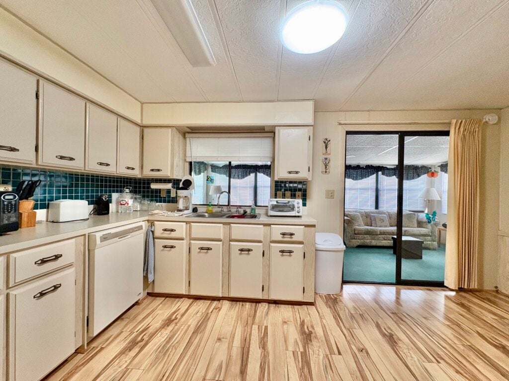5498 Yarmouth Lane