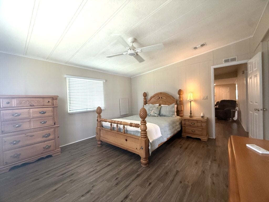 5531 Yarmouth Lane