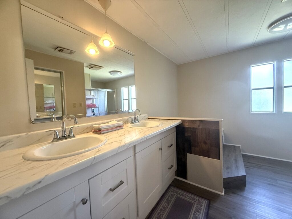 5531 Yarmouth Lane