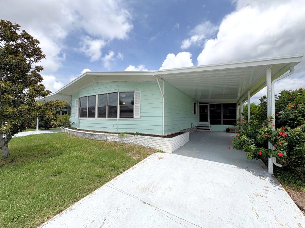 5531 Yarmouth Lane
