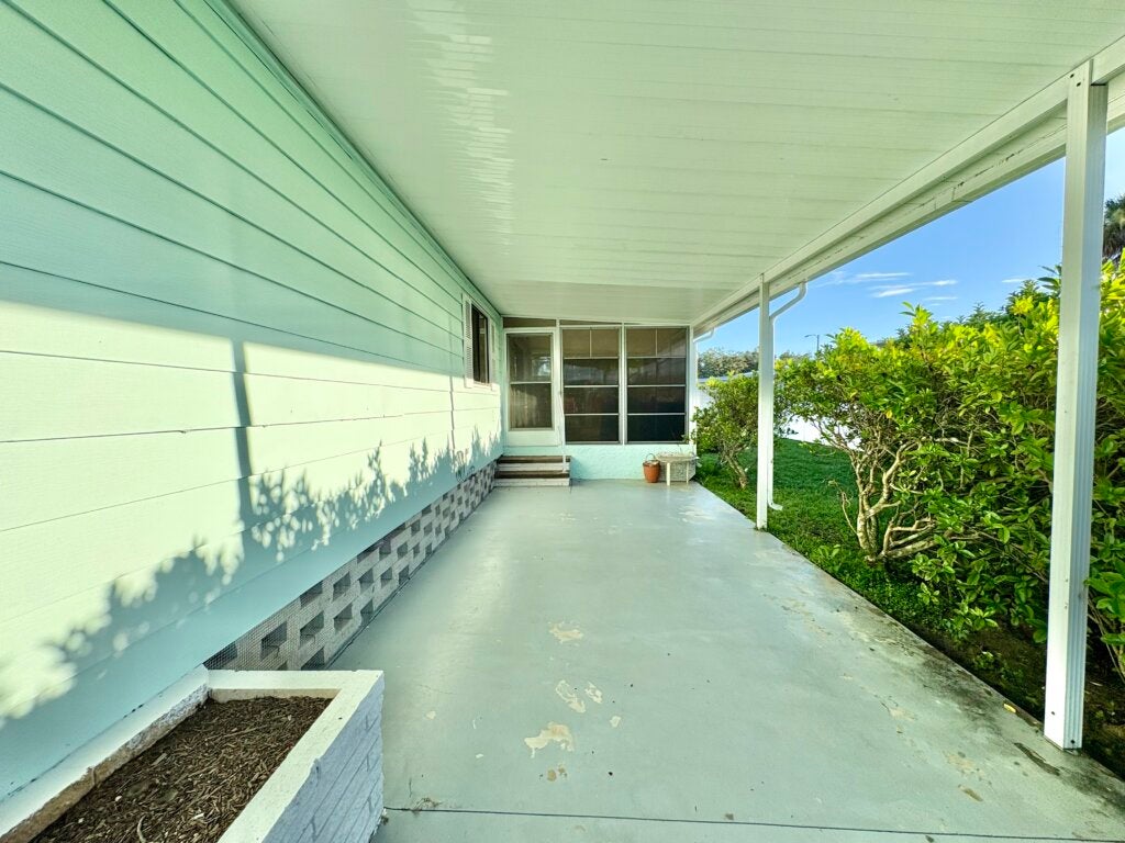 5531 Yarmouth Lane