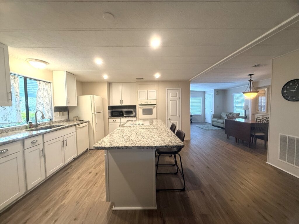 5531 Yarmouth Lane