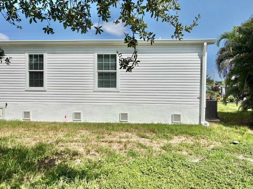5821 Chelsea Circle