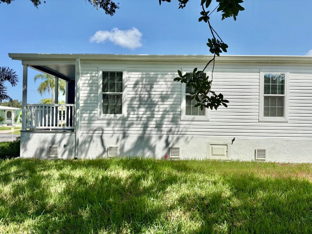 5821 Chelsea Circle