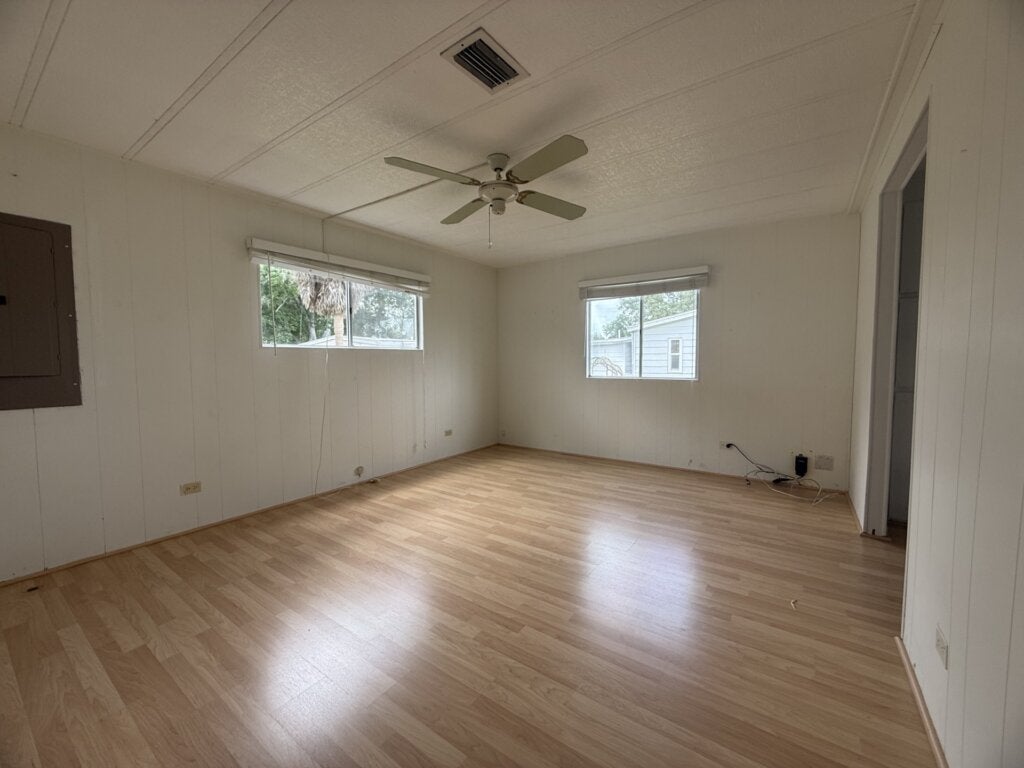 5879 Waterbury Circle