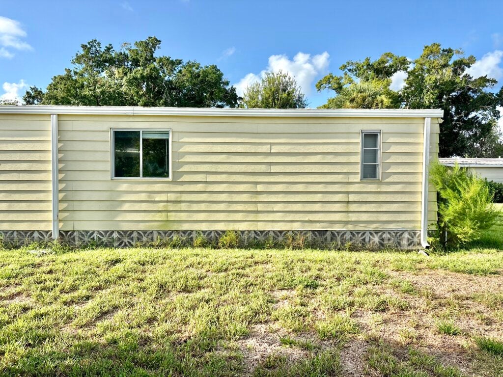 5879 Waterbury Circle