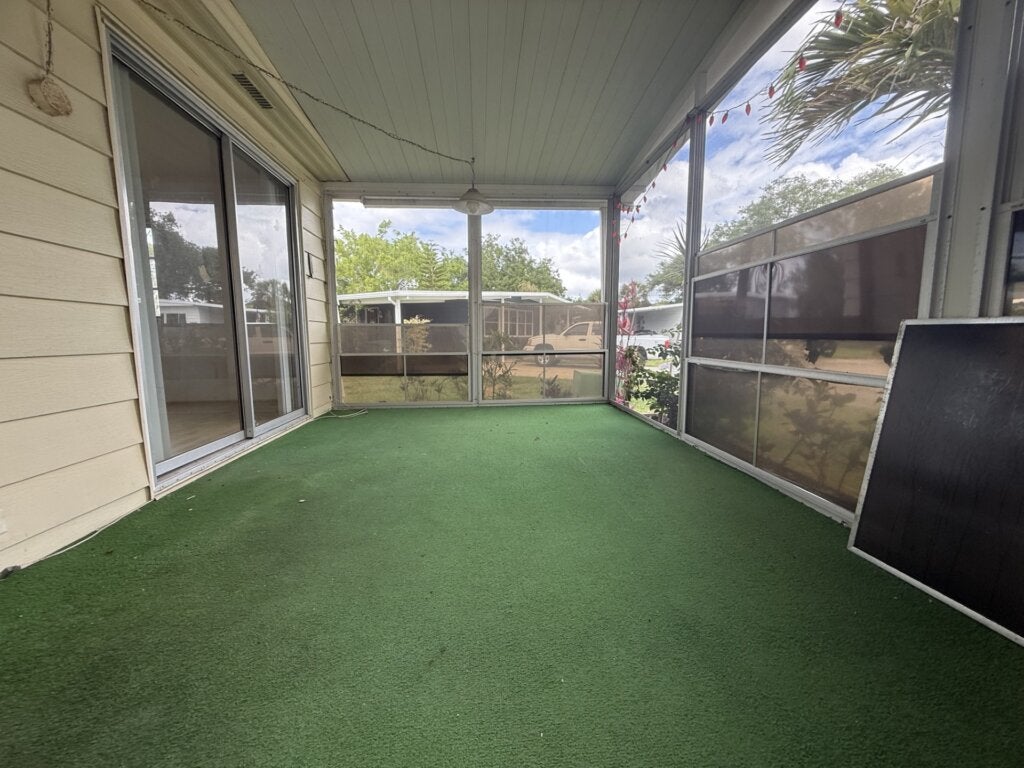 5879 Waterbury Circle