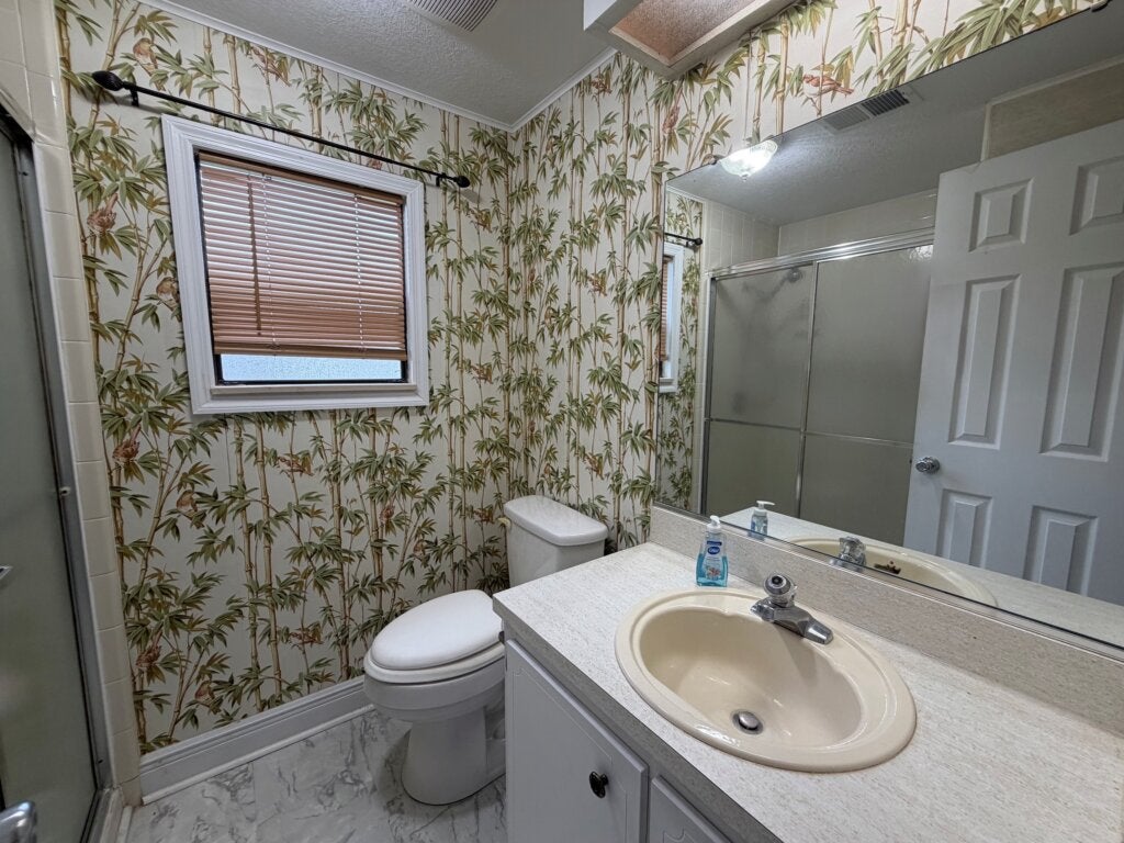 6080 La Costa Dr