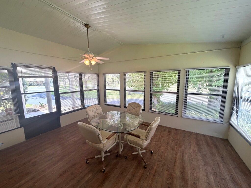 6080 La Costa Dr