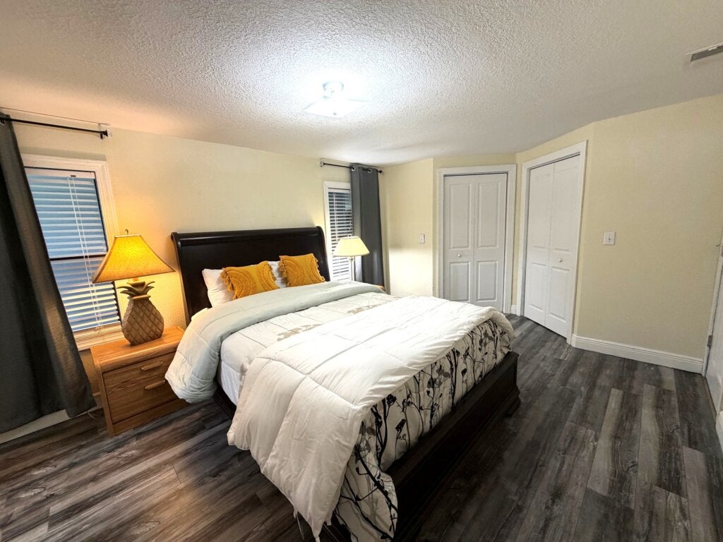 6080 La Costa Dr