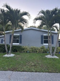 620 Hyde Park Circle W