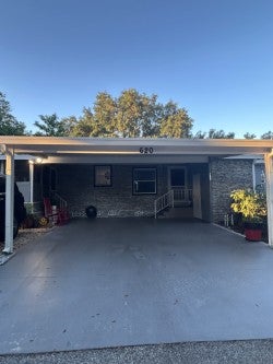 620 Hyde Park Circle W