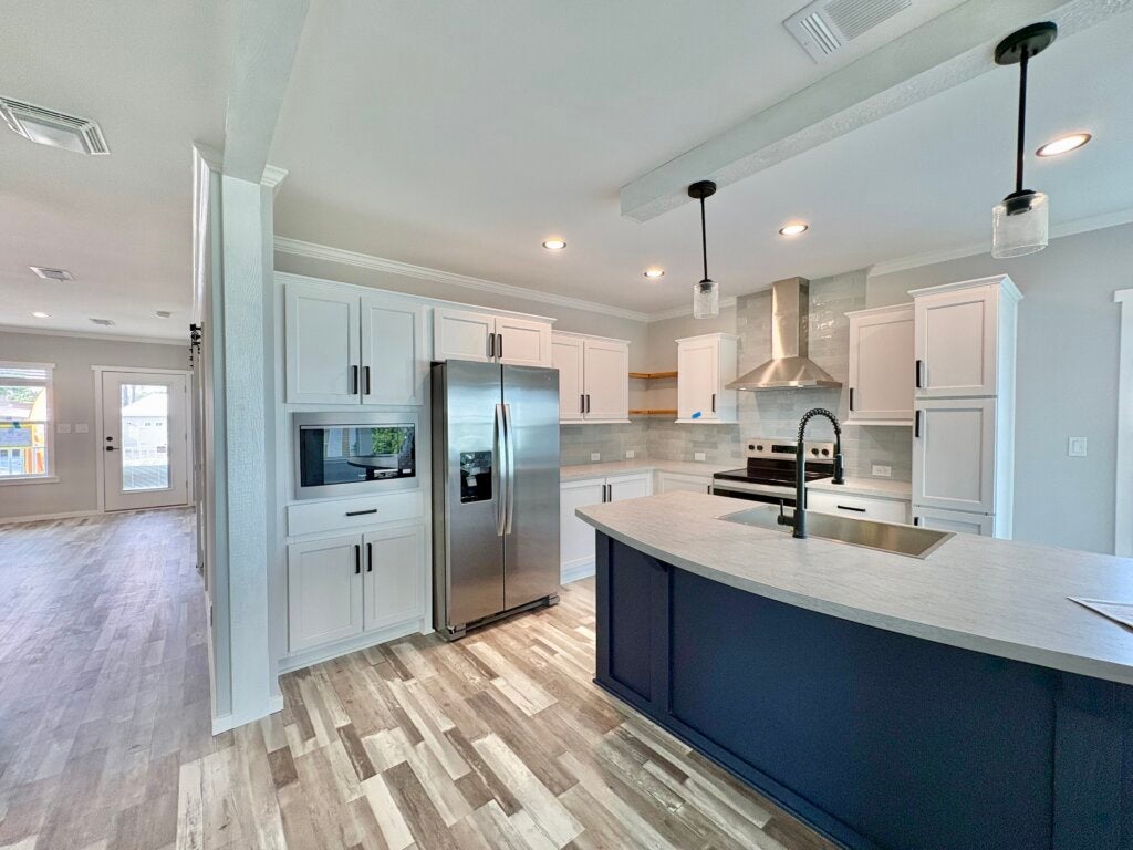 6211 Colfield Circle