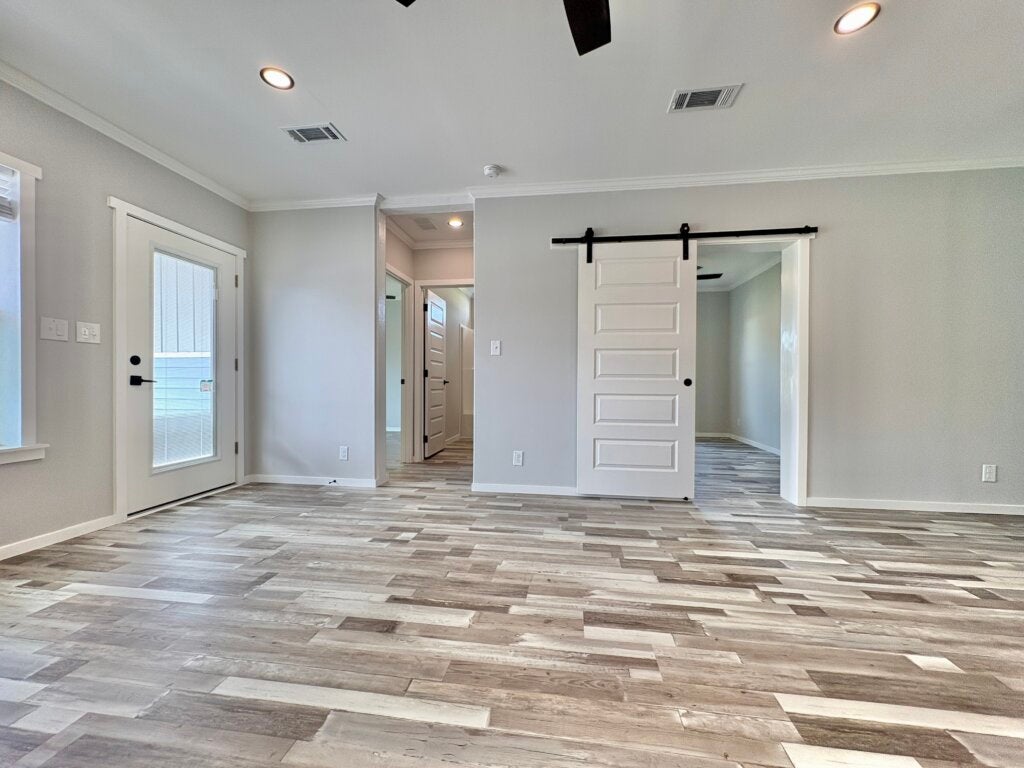 6211 Colfield Circle