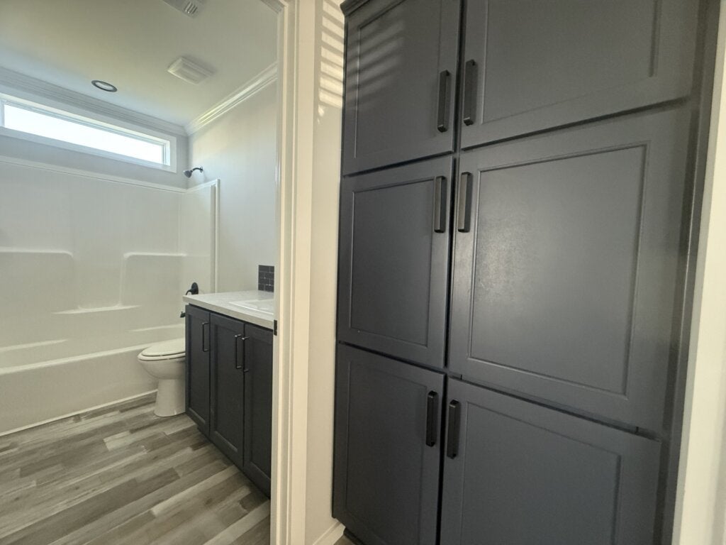 6211 Colfield Circle