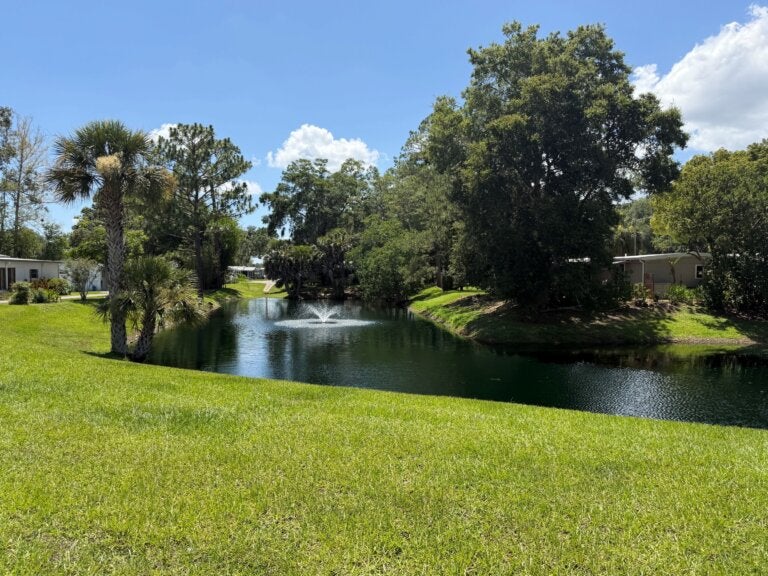 6409A Lakewood Dr