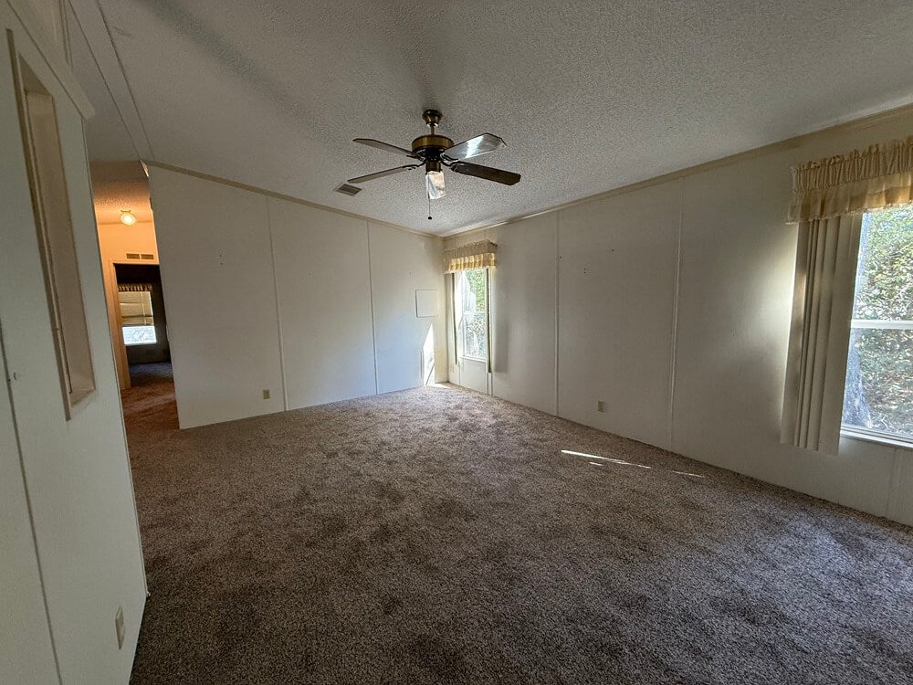 6411 Rolling Greens Dr