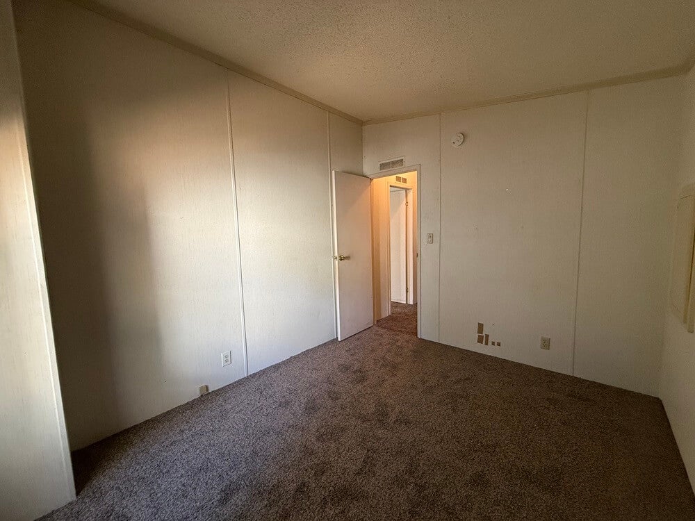 6411 Rolling Greens Dr