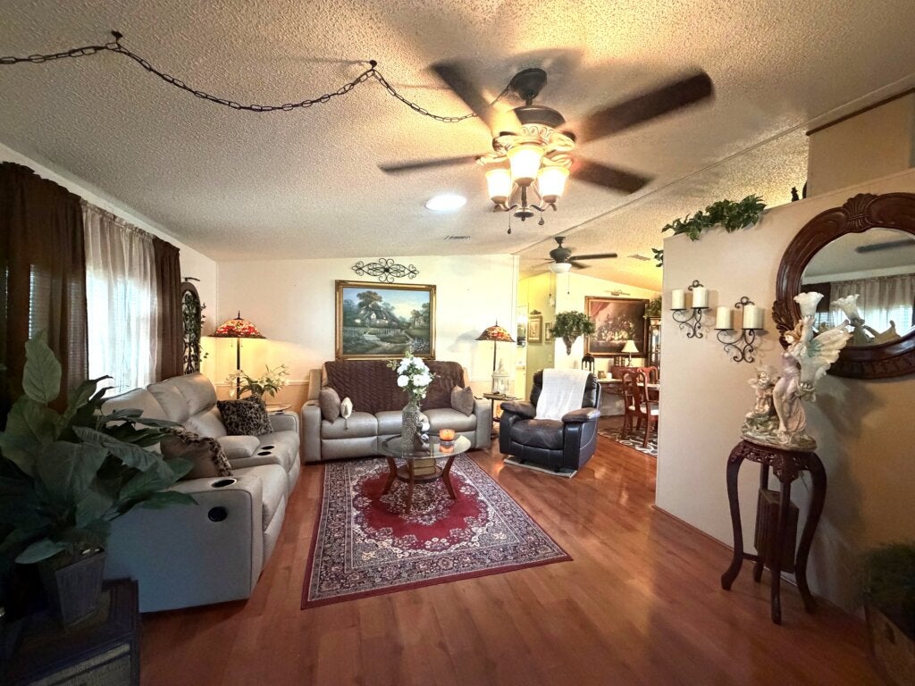 6487 Carlisle Place