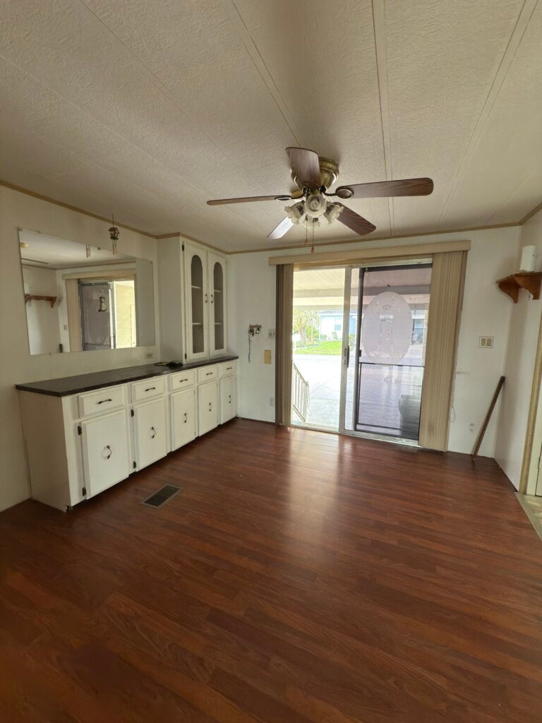 6506A Lakewood Dr