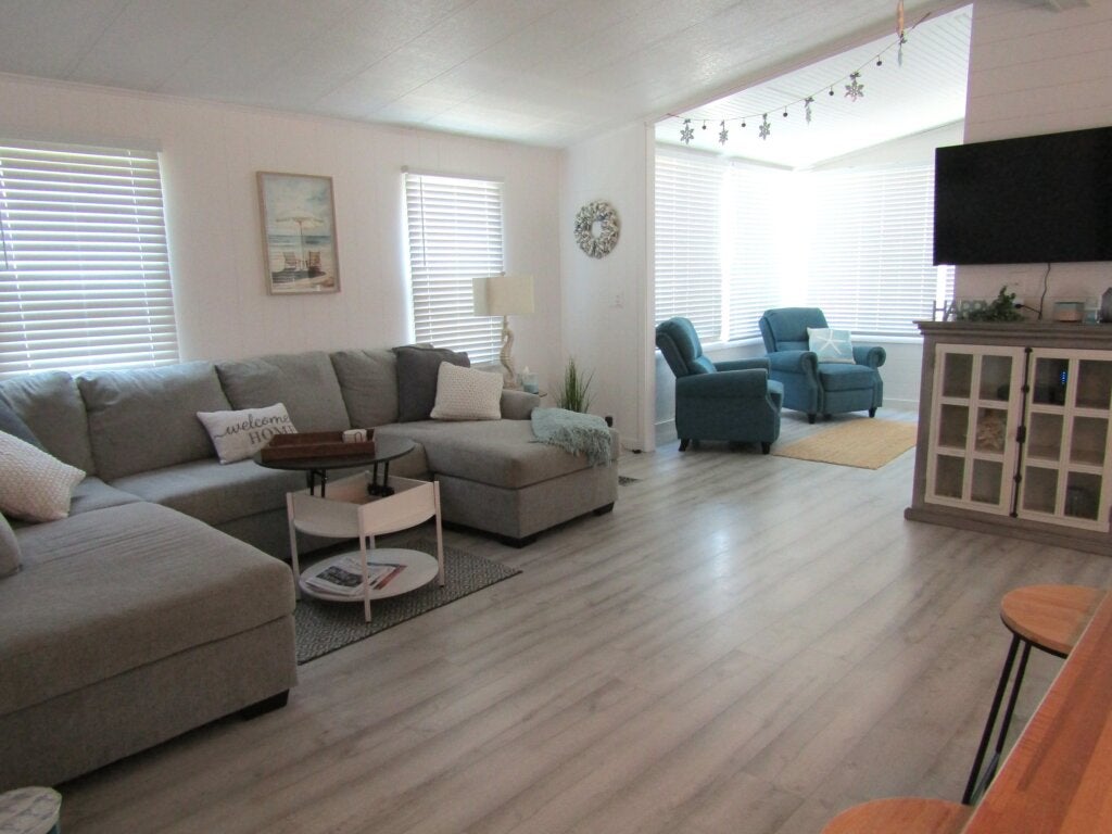 68 Olas Court
