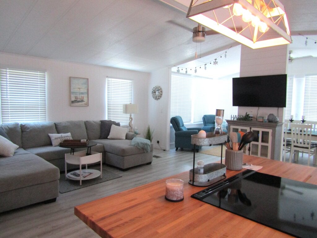 68 Olas Court