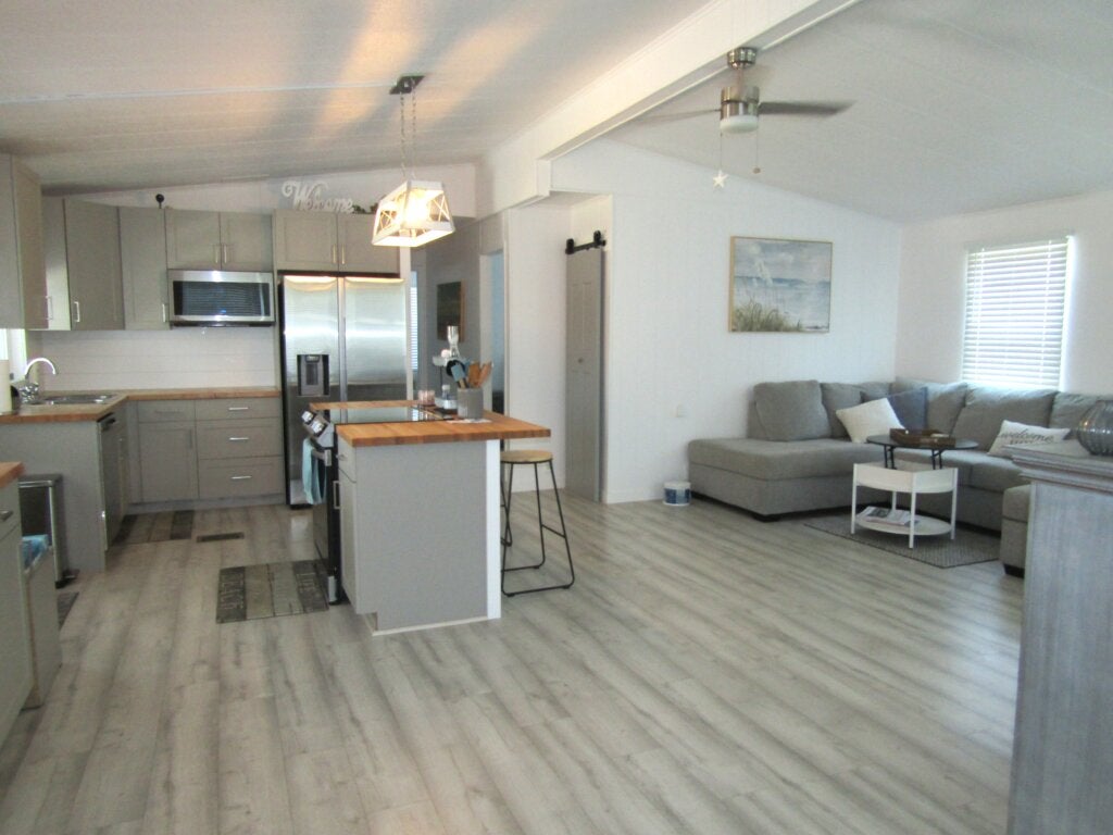 68 Olas Court