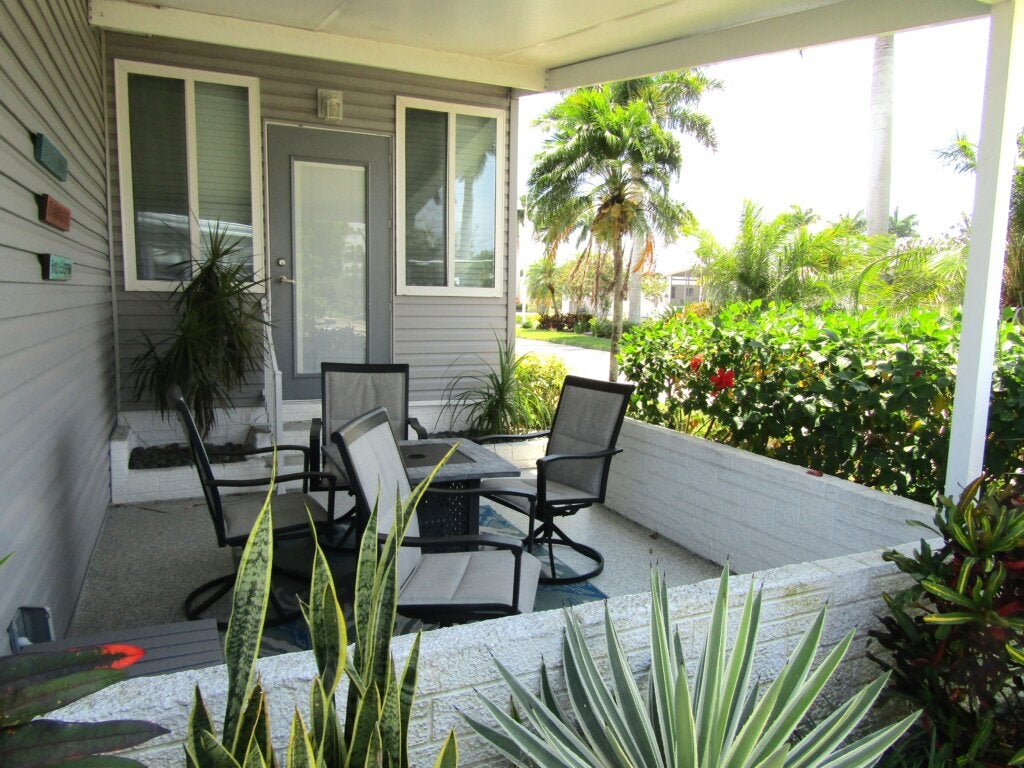 68 Olas Court