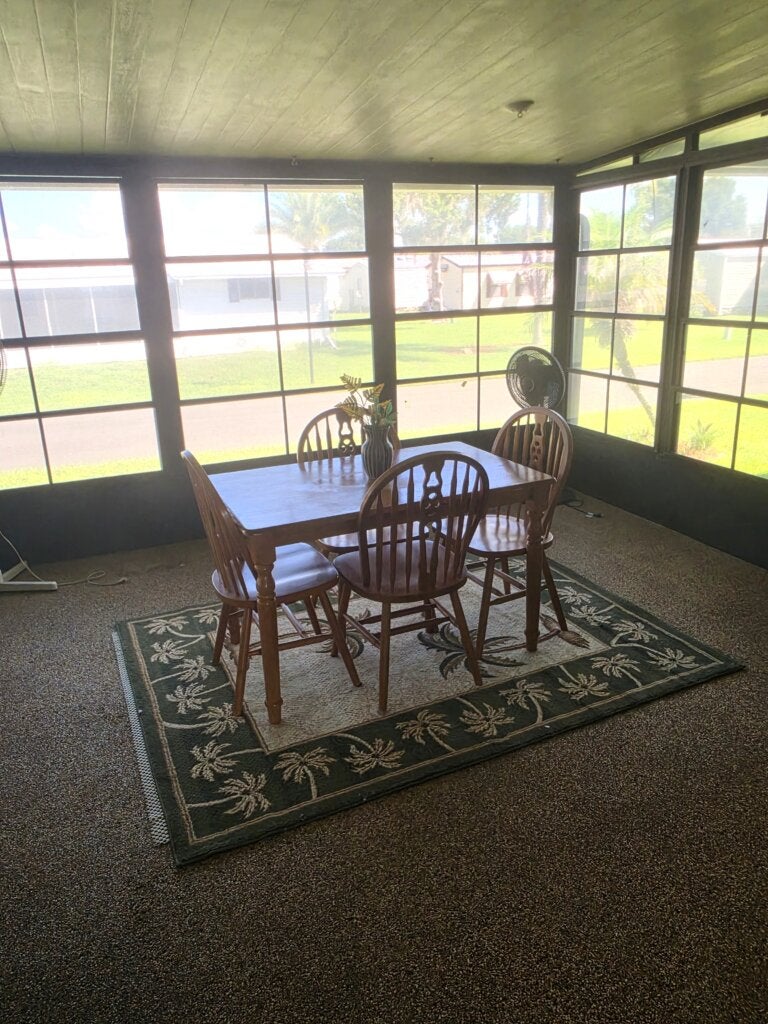 7036 Harbor View Drive