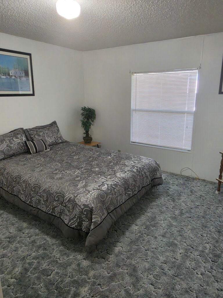 7036 Harbor View Drive