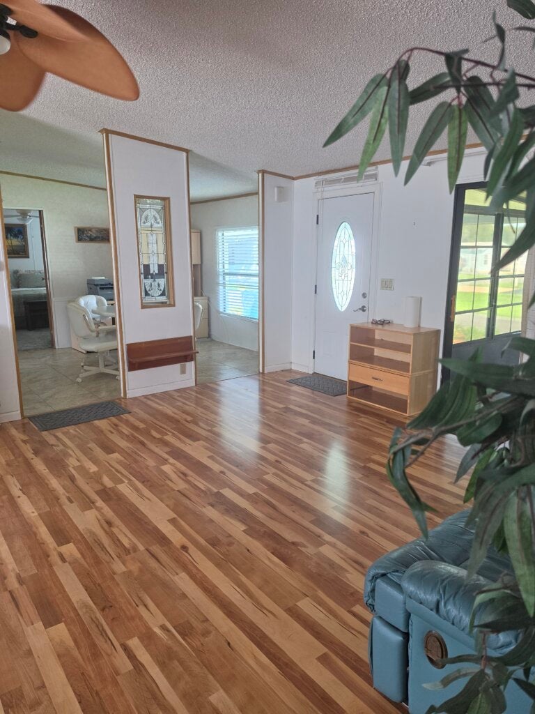 7036 Harbor View Drive