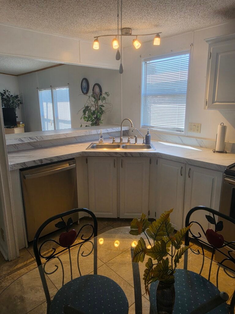 7036 Harbor View Drive