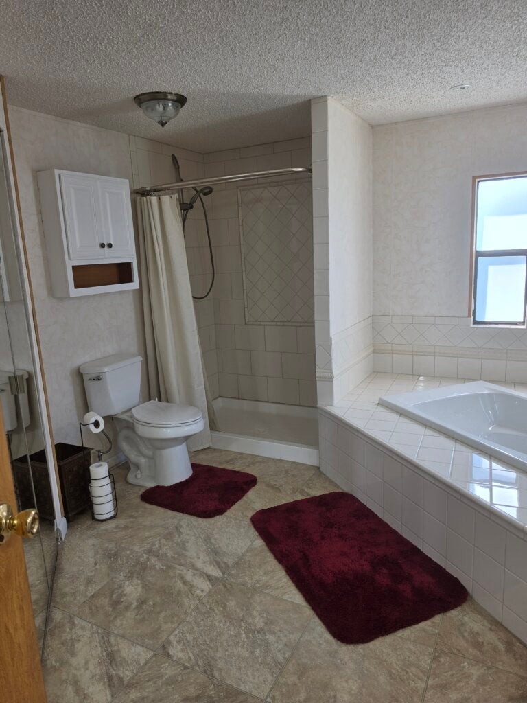 7036 Harbor View Drive
