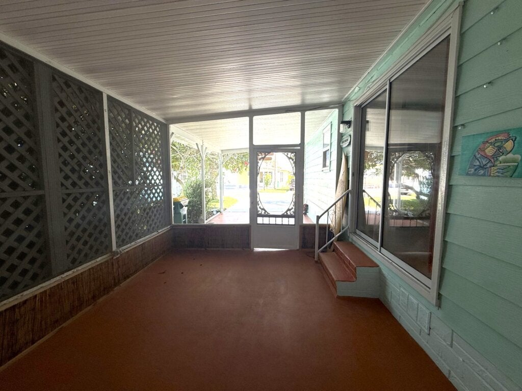704 Amelia Lane