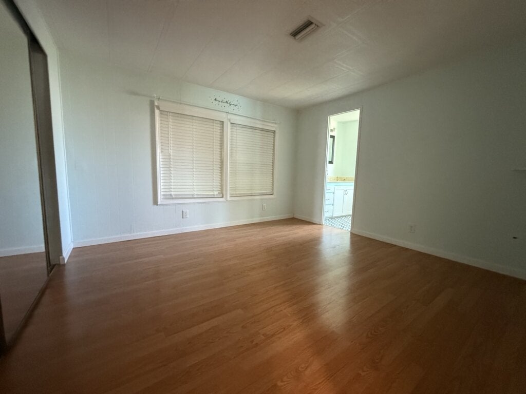 704 Amelia Lane