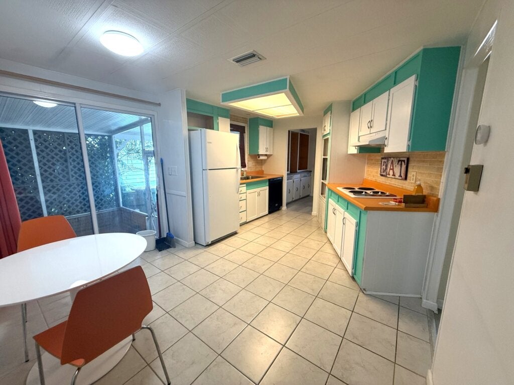 704 Amelia Lane
