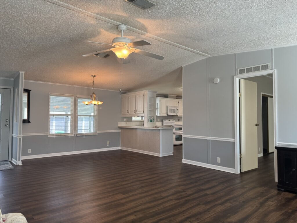 710 Queensbury Loop
