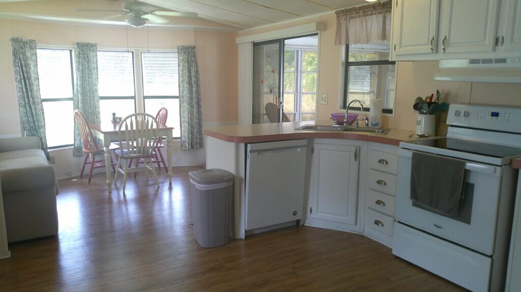 7121 Harbor View Drive