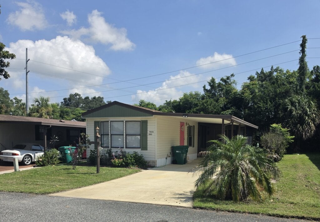 7233 Harbor View Drive