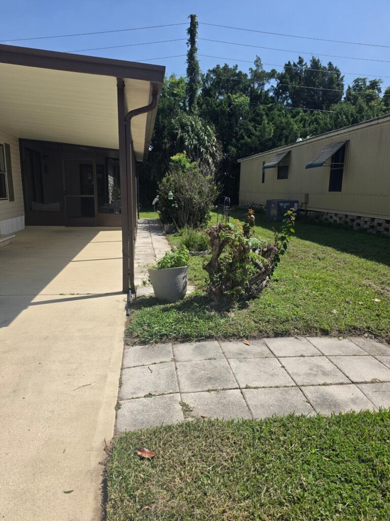 7233 Harbor View Drive