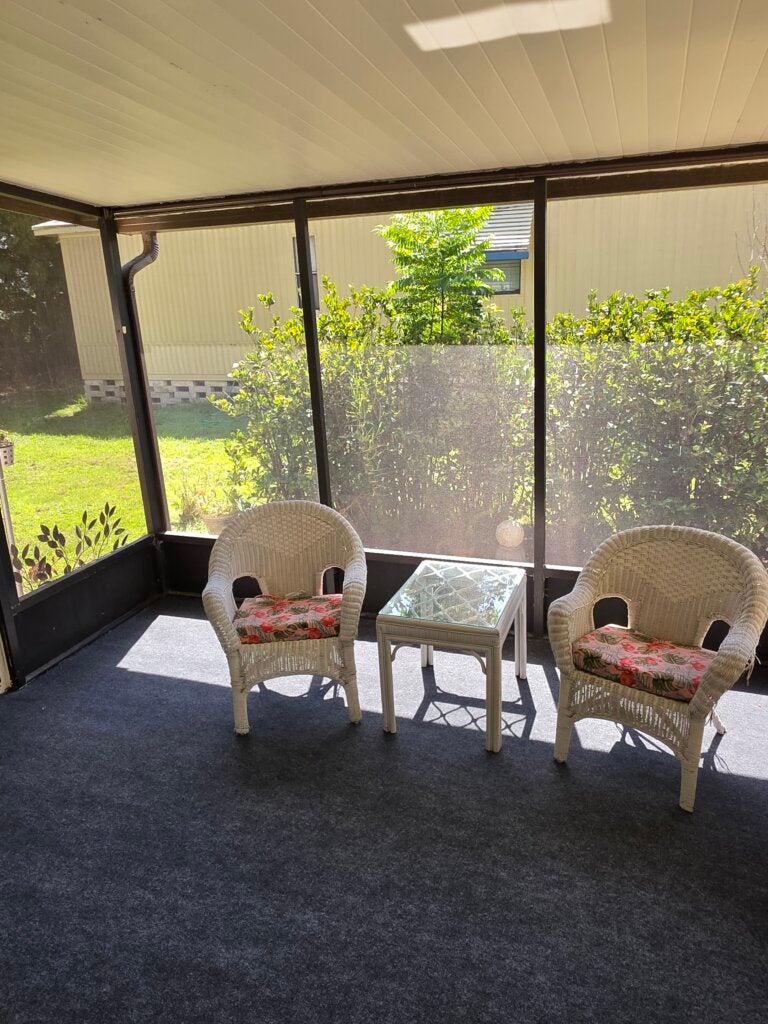 7233 Harbor View Drive