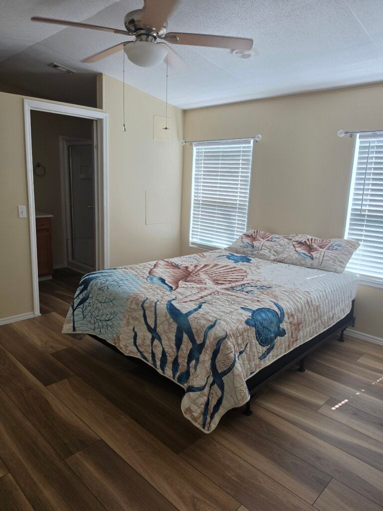 7239 Harbor View Drive