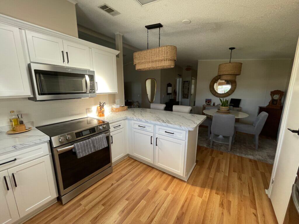 7245 Harbor View Drive