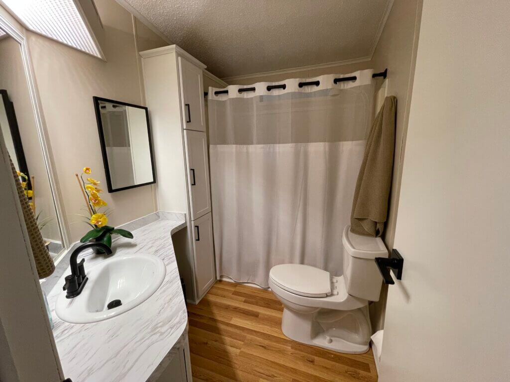 7245 Harbor View Drive