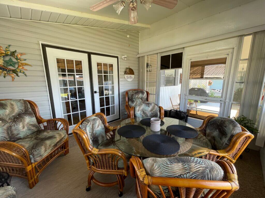 7245 Harbor View Drive